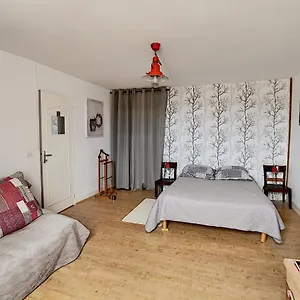 Bed & Breakfast Maison De Au Pied De La Montagne Noire, Mazamet